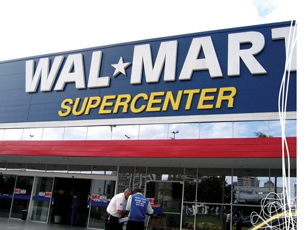 [supercentermegaultraplus[4].jpg]