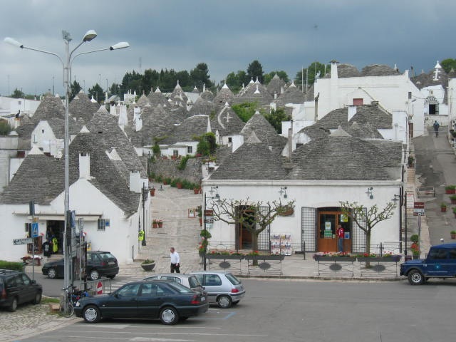 [262Alberobellomainstreet3.jpg]