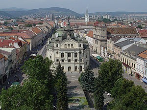 [300px-Kosice_-_State_Theatre_and_Main_Street[3].jpg]