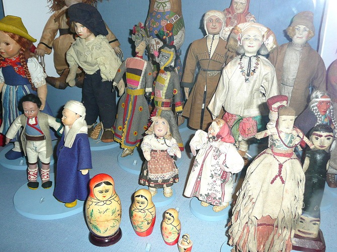 Penhryn Castle dolls museum