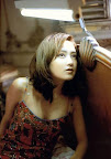 Akiko Yada Hollywood Actress Wallpaper