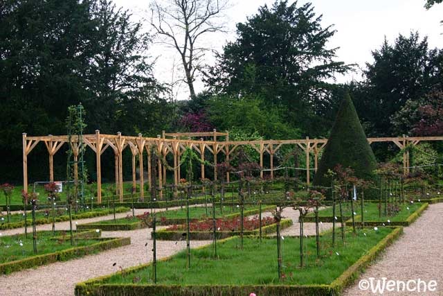[Parc-de-Bagatelle5[2].jpg]