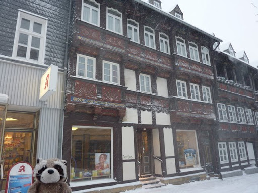 http://lh5.ggpht.com/_OF-vzidW69c/S2NCrlS72PI/AAAAAAAAB5U/RBnUn0PT56A/1%20-%20iluaP%20-%20Goslar%20%284%29.JPG