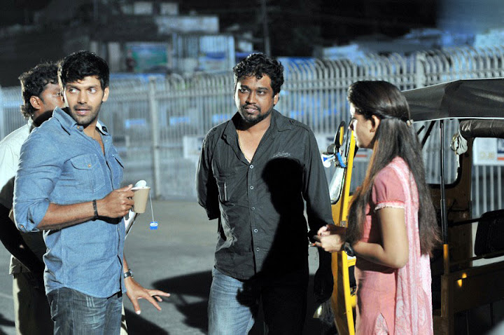 CLICK THE ABOVE ARROW TO  ZOOM THE IMAGE