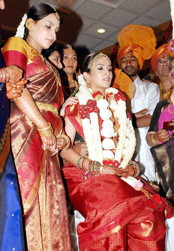 CLICK THE ABOVE ARROW TO ZOOM THE IMAGE