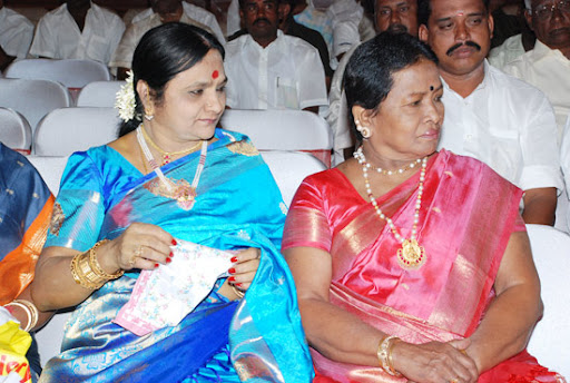 CLICK THE ABOVE ARROW TO ZOOM THE IMAGE