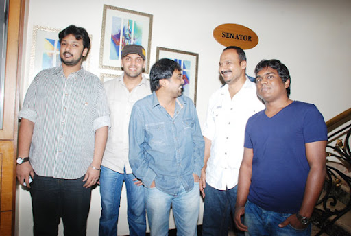 CLICK THE ABOVE ARROW TO  ZOOM THE IMAGE