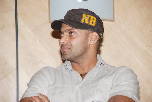 CLICK THE ABOVE ARROW TO  ZOOM THE IMAGE