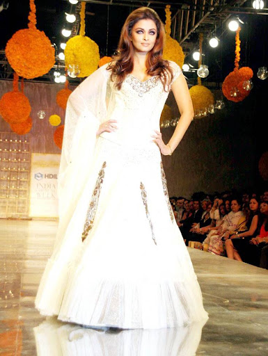 CLICK THE ABOVE ARROW TO  ZOOM THE IMAGE