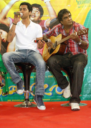 CLICK THE ABOVE ARROW TO  ZOOM THE IMAGE