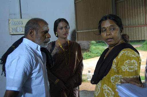 CLICK THE ABOVE ARROW TO  ZOOM THE IMAGE