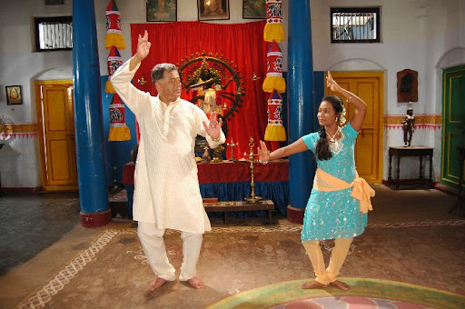 CLICK THE ABOVE ARROW TO  ZOOM THE IMAGE