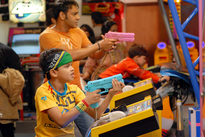 CLICK THE ABOVE ARROW TO  ZOOM THE IMAGE