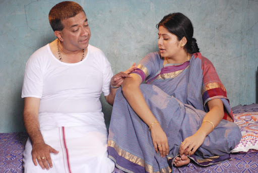 CLICK THE ABOVE ARROW TO  ZOOM THE IMAGE