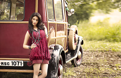 CLICK THE ABOVE ARROW TO  ZOOM THE IMAGE