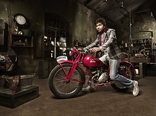 CLICK THE ABOVE ARROW TO  ZOOM THE IMAGE