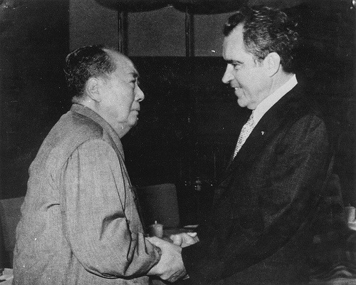 [Nixon-Mao[10].jpg]