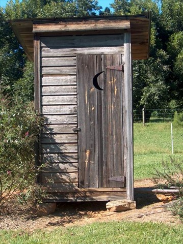 [outhouse[4].jpg]