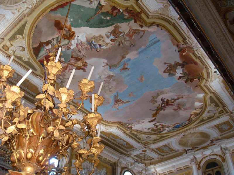 Salone_delle_feste_02.jpg