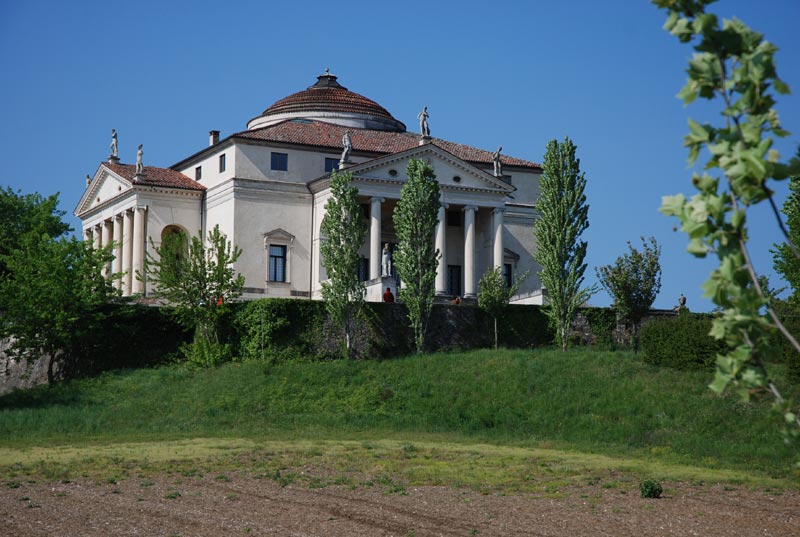 La_rotonda_01.jpg