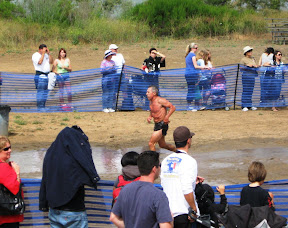 Keith sprints to a 3rd place age group finish.