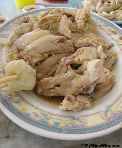 Rice ball with tender chicken
