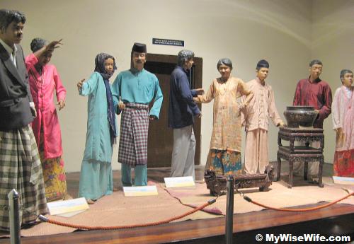 Melaka traditional costumes