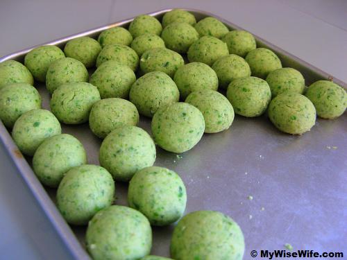 The popular cookies - Green Pea Biscuits