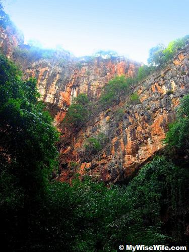 Cliff of 90 degree! Cliff of 90 degree!
