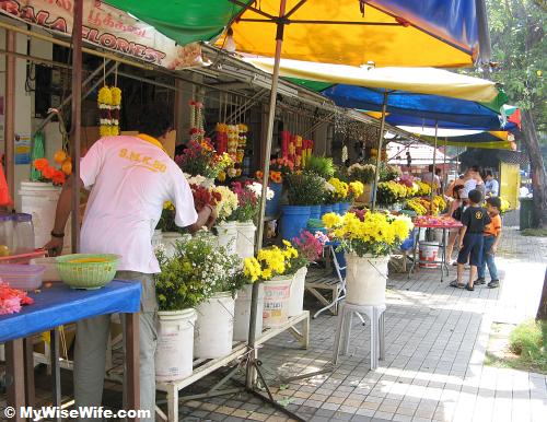Flower stall along Pitt Street always there whether rain or shine Flower stall along Pitt Street always there whether rain or shine