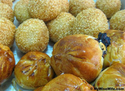 These cookies are baked at Tho Yuen
