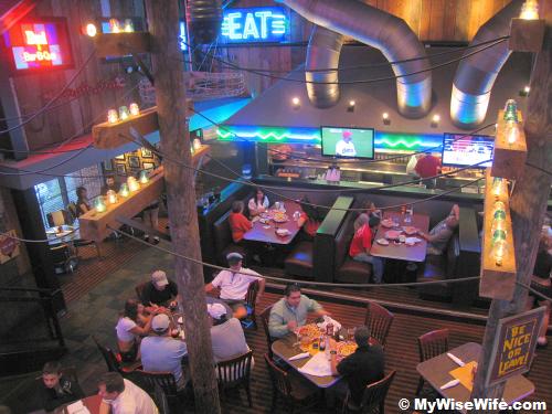 Big screen TVs to catch up with your favorite sports Big screen TVs to catch up with your favorite sports