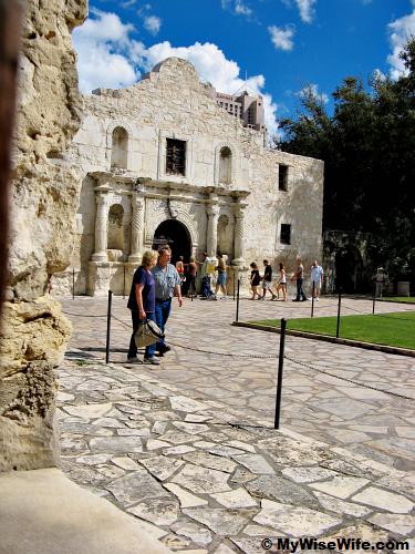 The Alamo Shrine - A glimpse of the facade The Alamo Shrine - A glimpse of the facade