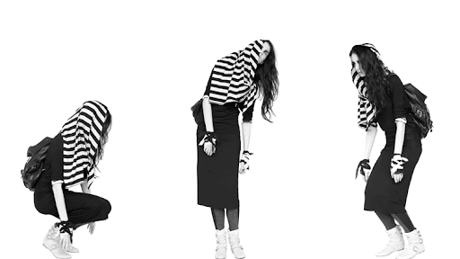 Gif Animado de Algo Fashion e Estranho