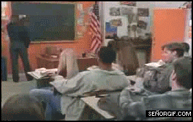 Gif Animado de uma Aula com Chuck Norris
