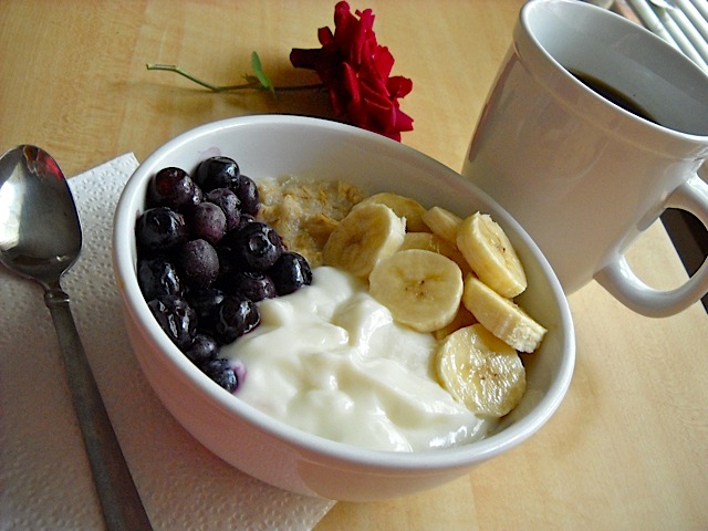 Blueberry & Banana Yoatgurt