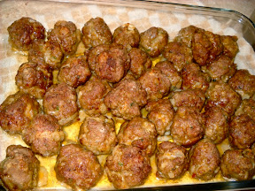 cooked meatballs