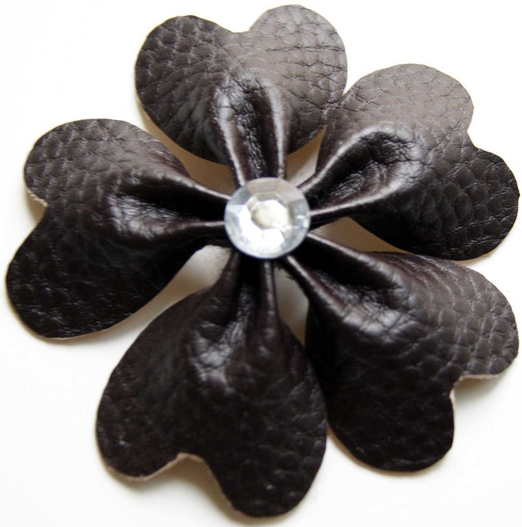 [Flor de cuero07[5].jpg]