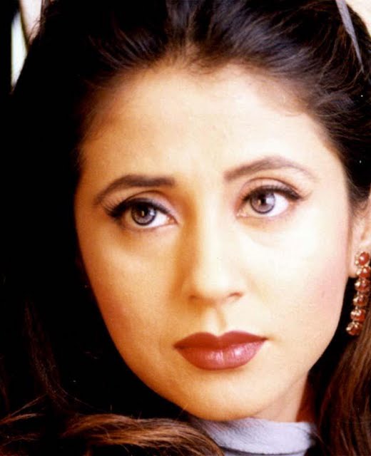Bollywood glamour actress urmila stills