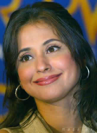 Bollywood glamour actress urmila stills