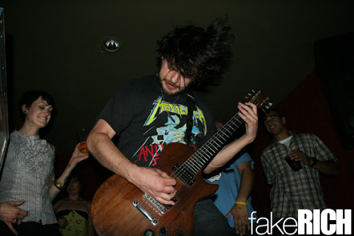 "Look at me shred,  I can play so fast I melt strings."
