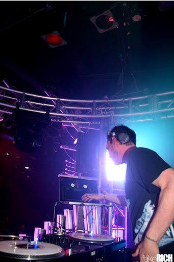 DJ AM _heist