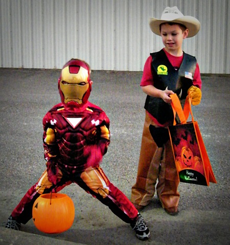 [Halloween 2010_0005_edit[3].jpg]