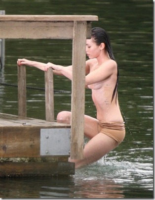 megan-fox-jennifer-body01-385x500