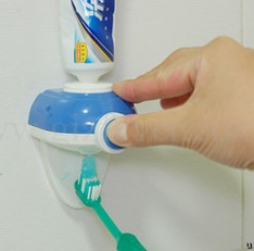 [toothpaste-dispenser[8].jpg]