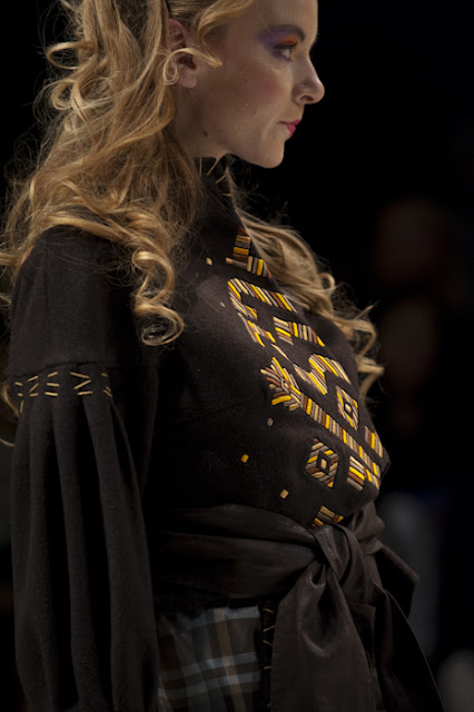 Olesja TELIZHENKO, UFW, autumn-winter 2010-11 Photographer Serge Chernikov
