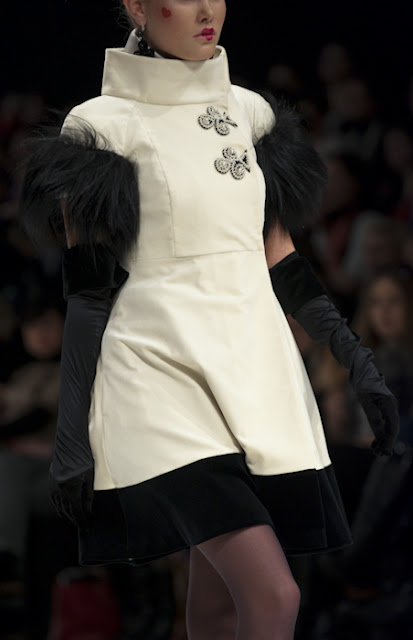 Anastasiya Zaiceva, UFW, fall/winter 2010-11 Photographer Serge Chernikov