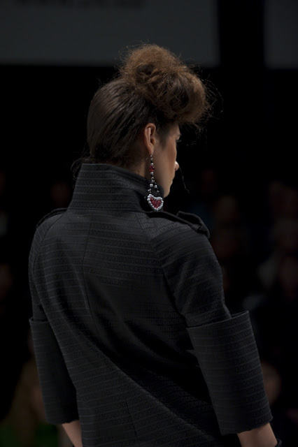 Anastasiya Zaiceva, UFW, fall/winter 2010-11 Photographer Serge Chernikov