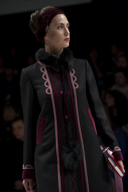 Lyudmila Sivceva-Klymuk, UFW, fall/winter 2010-11 Photographer Serge Chernikov
