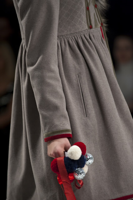 Lyudmila Sivceva-Klymuk, UFW, fall/winter 2010-11 Photographer Serge Chernikov